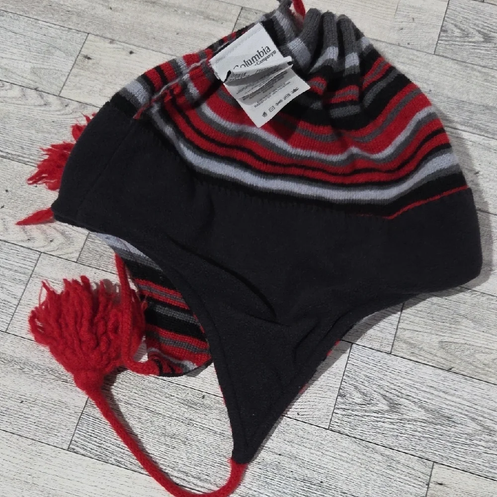 Columbia Red and Gray Striped Knit Hat